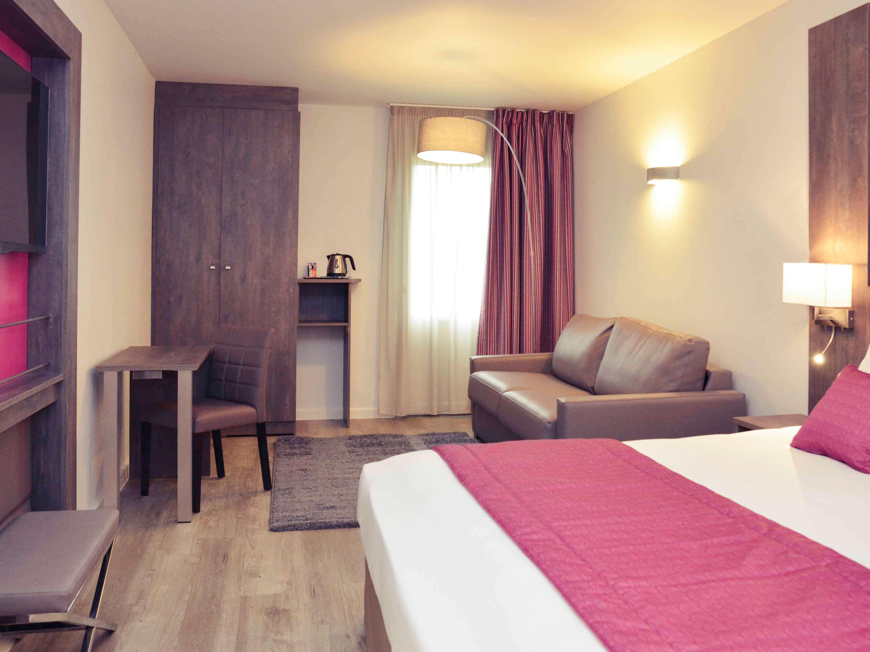 Mercure Lyon Est Chaponnay Eksteriør bilde