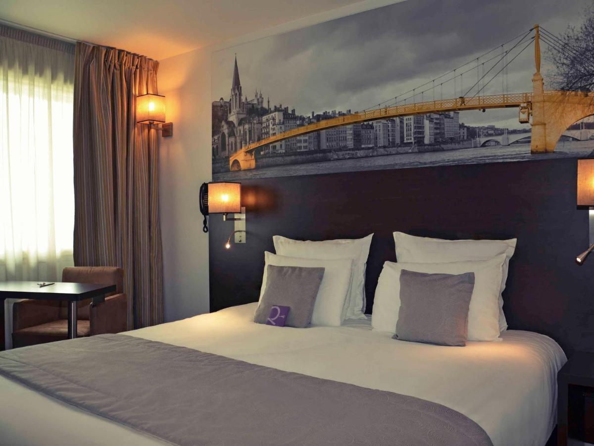 Mercure Lyon Est Chaponnay Eksteriør bilde